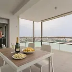 Sky Terrace By Apulia דירה *